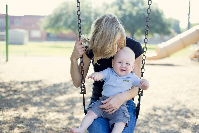 baby photographers the woodlands mommy and child photos