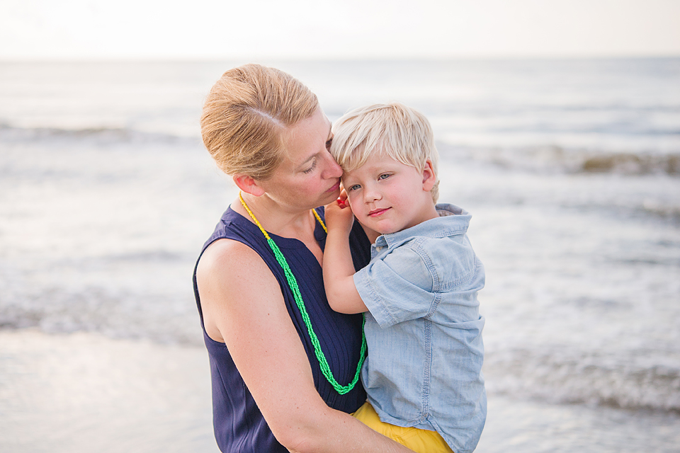 photographs of family at the beach in galveston