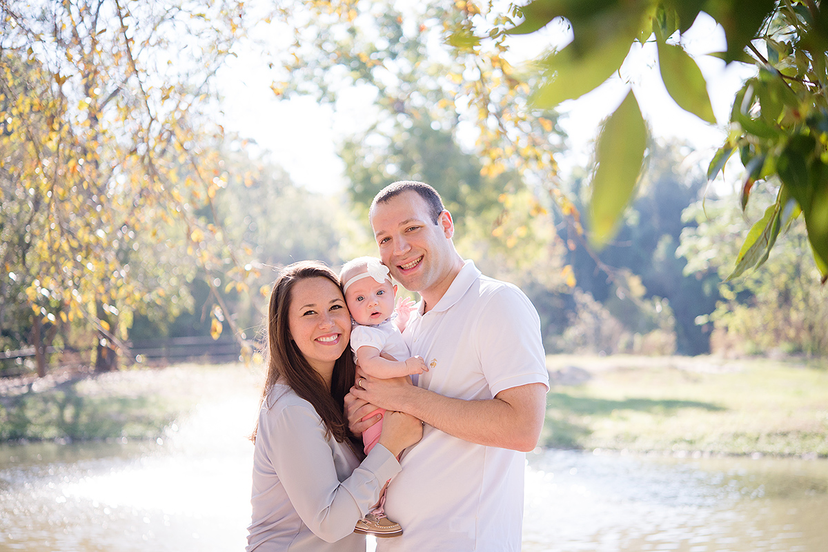 family posing for famiy pictures