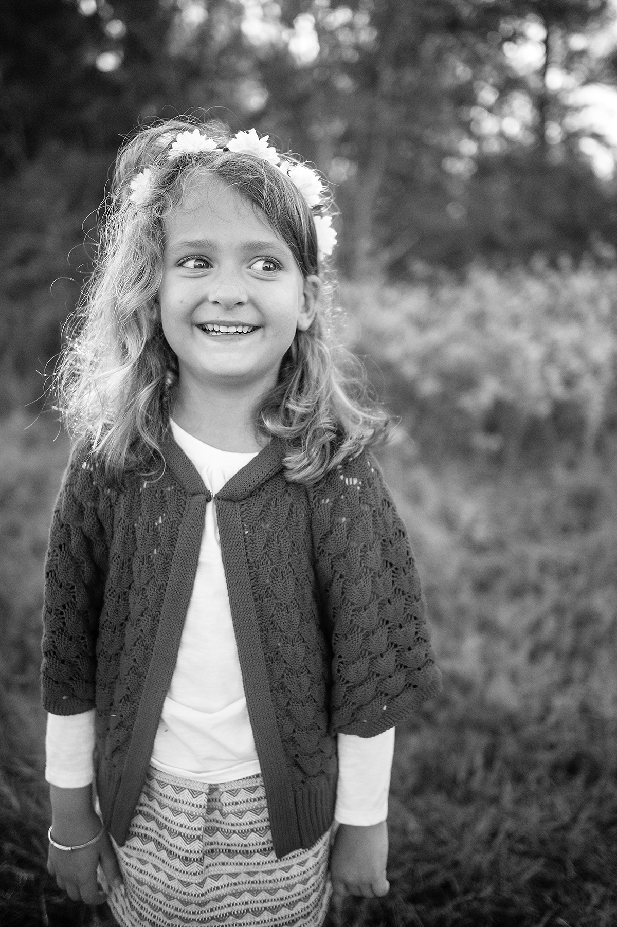 black and white child photographer