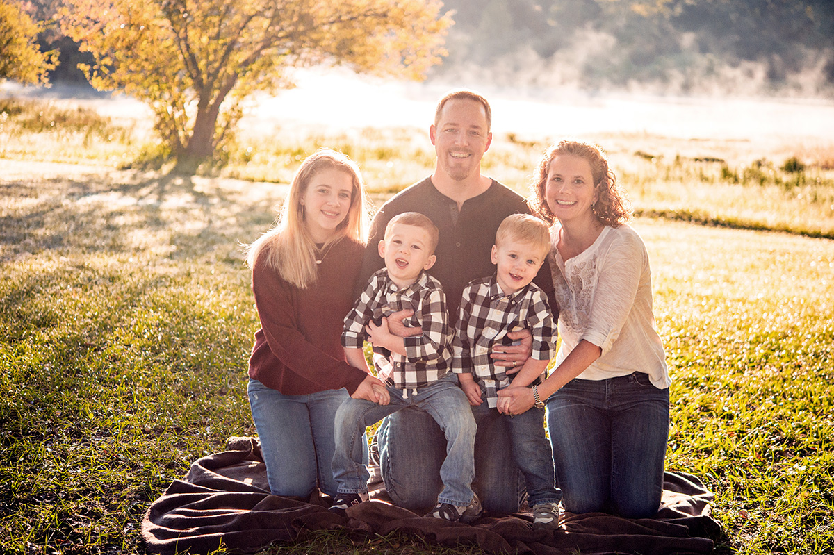 Beautiful Houston Family Photos with Unique Light